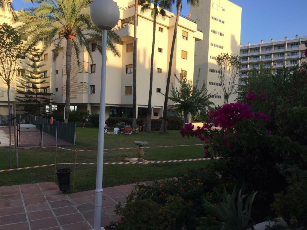 Montemar Puerto Apartment Торемолинос Екстериор снимка