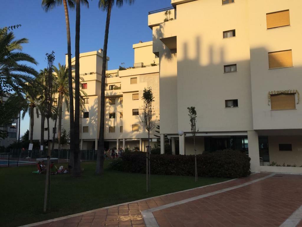 Montemar Puerto Apartment Торемолинос Екстериор снимка